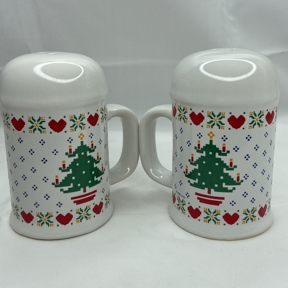 NEW AVENUES HomeSpun Holiday Holiday Tree Salt and Pepper Shakers Vintage 1984 - Picture 5 of 15